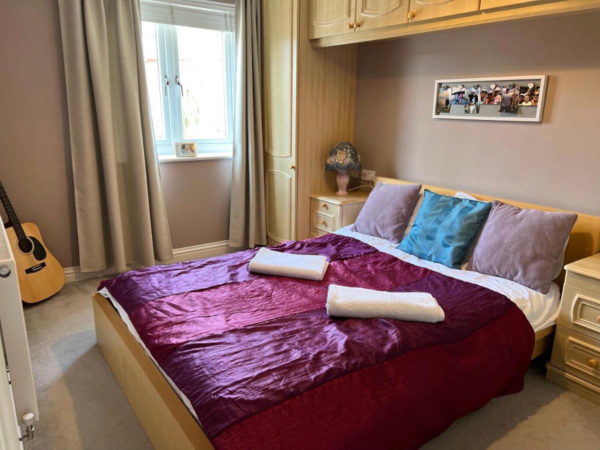 Simply Stunning 2 Bedroom Home With Parking Space Nottingham Exterior photo